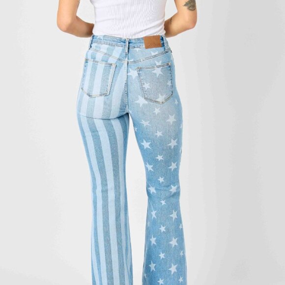 Judy Blue Star & Stripe Flares - Picture 3 of 3